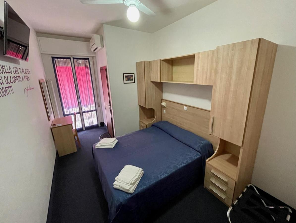 Hotel Villa Serena Castrocaro Terme Extérieur photo